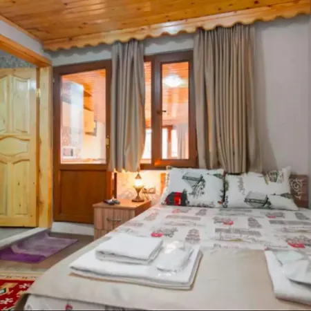Отель Balat 3*
