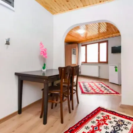 Balat Отель